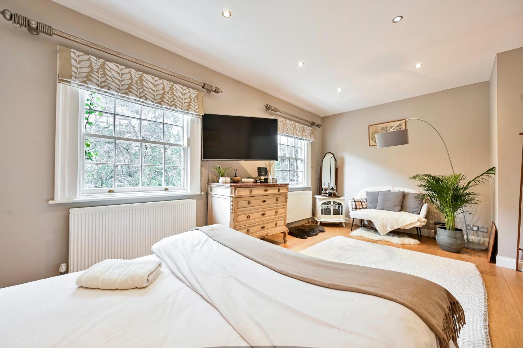 Magnificent 2 Bed Hyde Park Mews House Apartment London Bagian luar foto