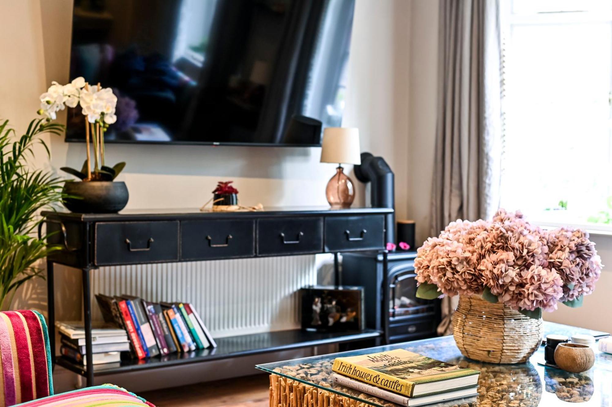 Magnificent 2 Bed Hyde Park Mews House Apartment London Bagian luar foto