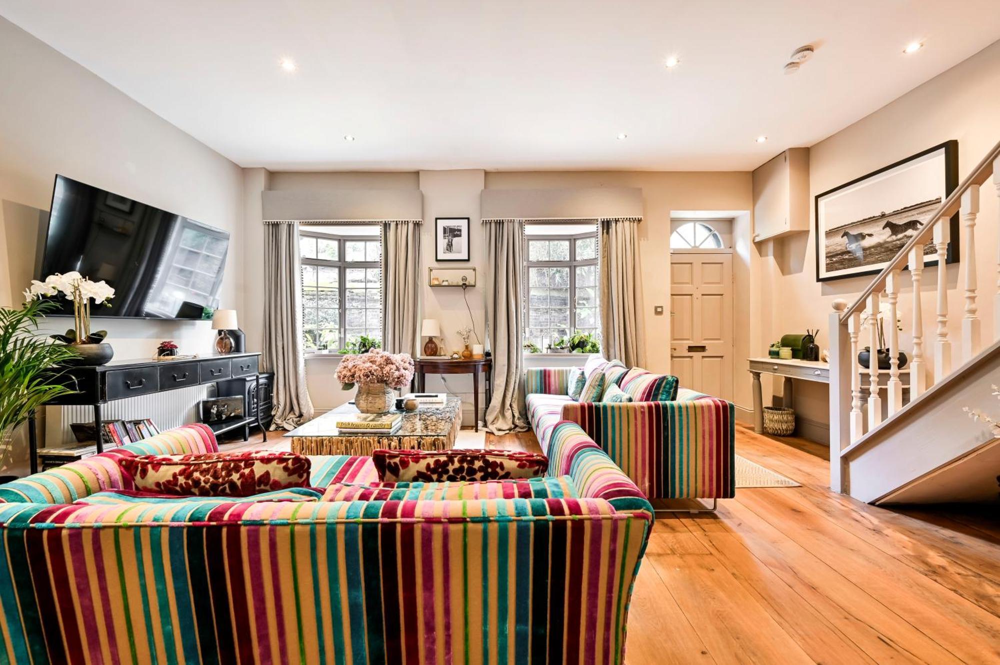 Magnificent 2 Bed Hyde Park Mews House Apartment London Bagian luar foto